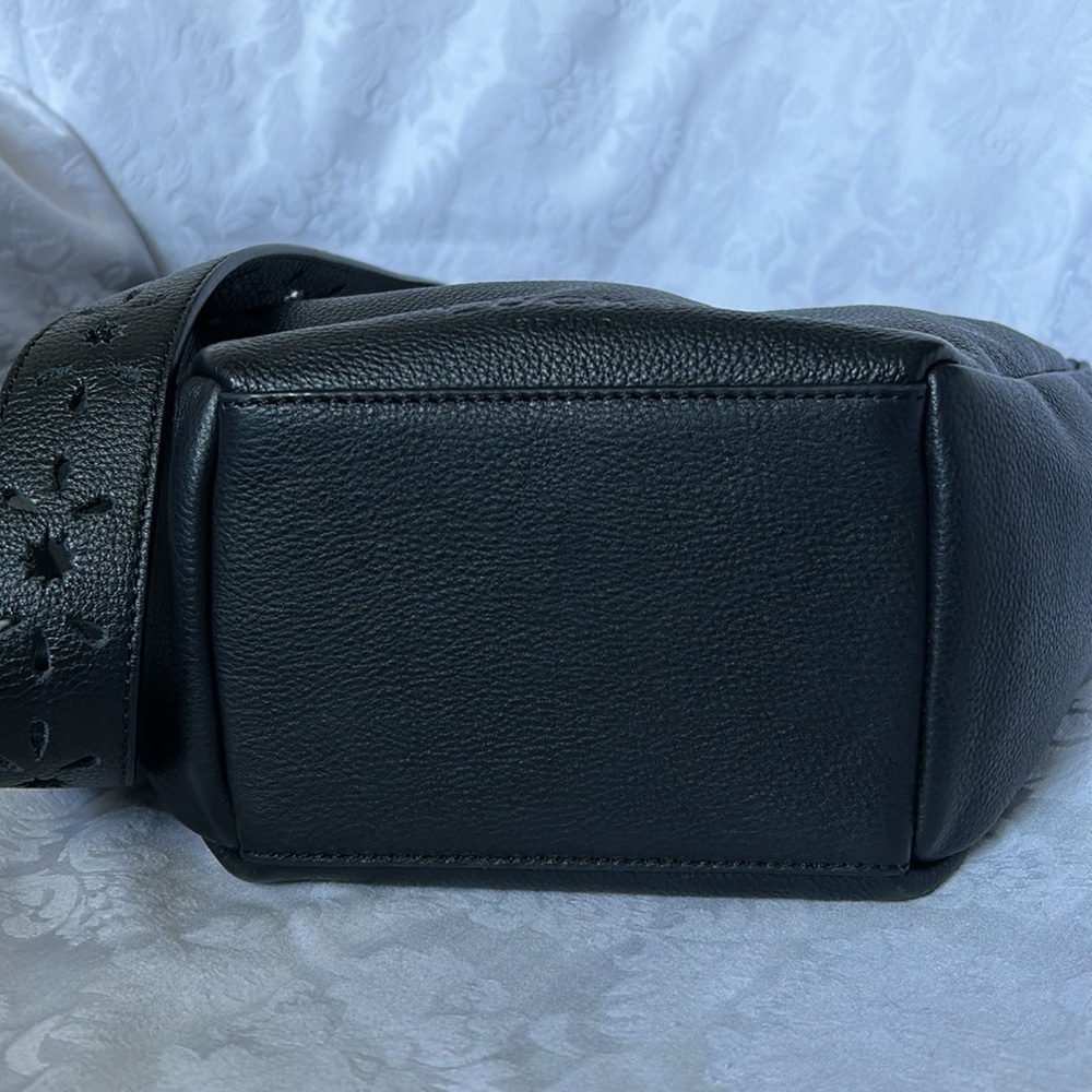 Lucky Brand Black Leather Sling Shoulder Bag - Picture 5 of 11